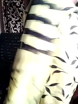 Rose-Milkk_telugu8989's cam snapshot