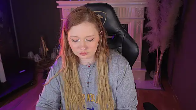 carolina_elf live sex cam