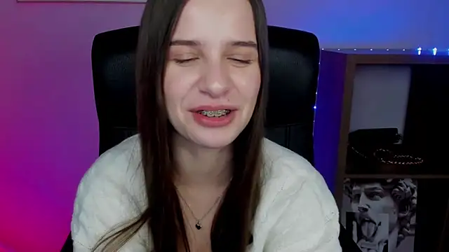 LuxMaya live sex cam