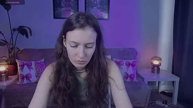 VioletaBloom live sex cam