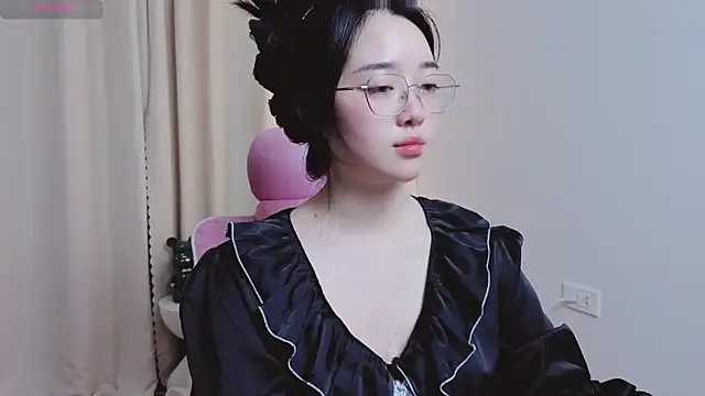 Miu-999 live sex cam