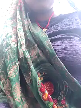 Queen_chayna's cam snapshot