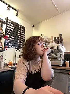 cinnabon_'s cam snapshot