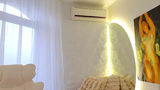 moniqque live sex cam