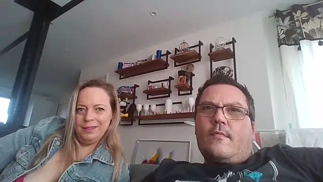 Miss-Chupagirly live sex cam