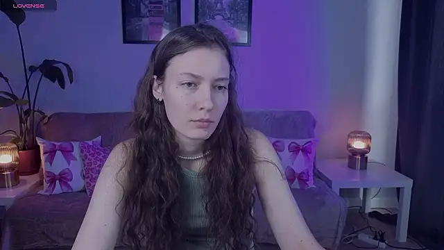 VioletaBloom's cam snapshot