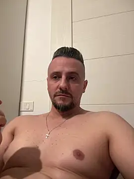 InsaneMattt's cam snapshot