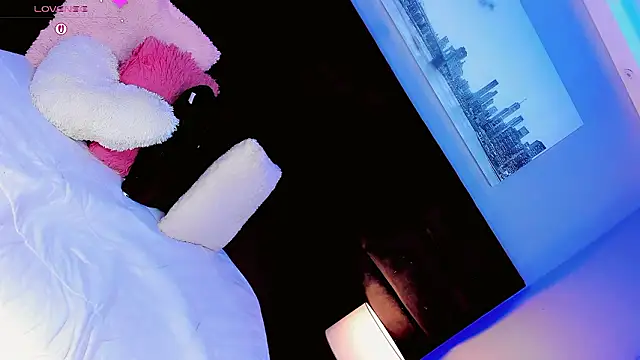 Nauthy_girl live sex cam