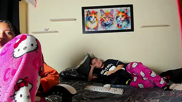 meredit_cris23 live sex cam