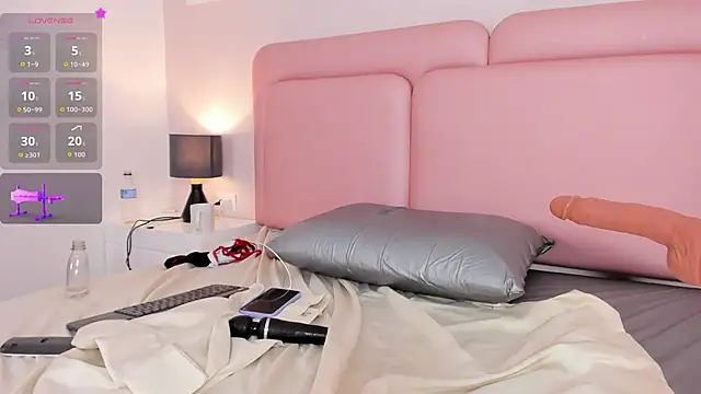 sexy_curlylady's cam snapshot