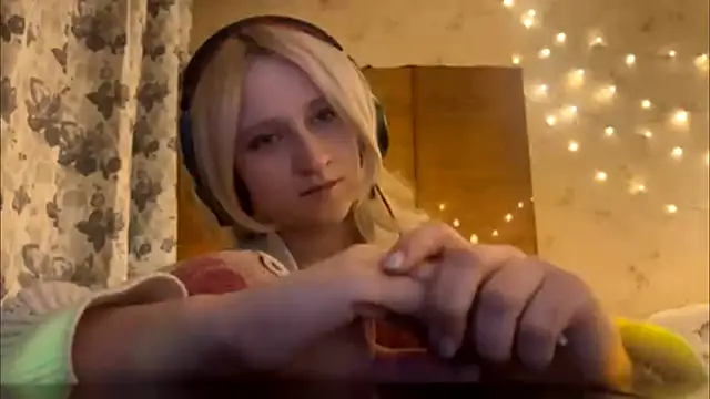 julysflowers's cam snapshot