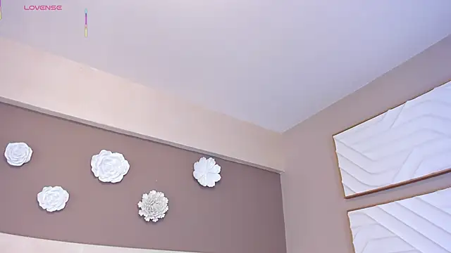 AriaFoster live sex cam