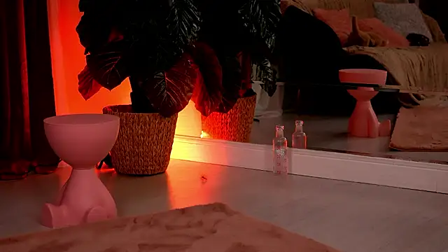 EvaAmanti's cam snapshot