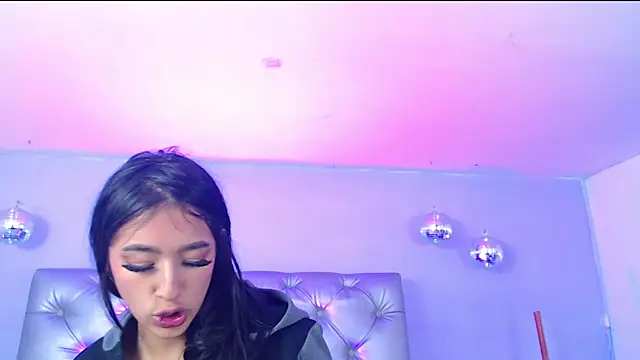 SilvanyMontana's cam snapshot