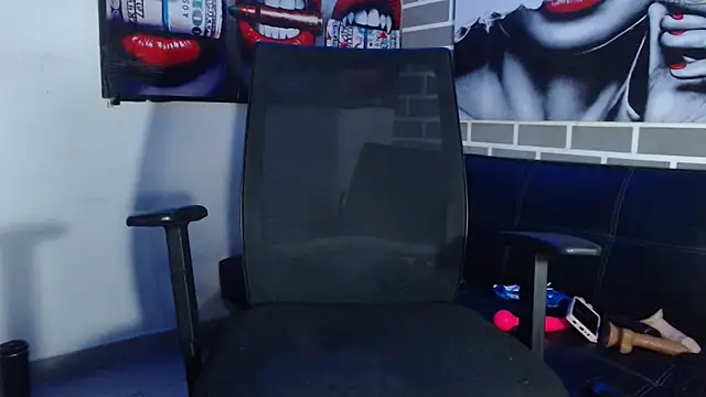 Kityy_cum18's cam snapshot