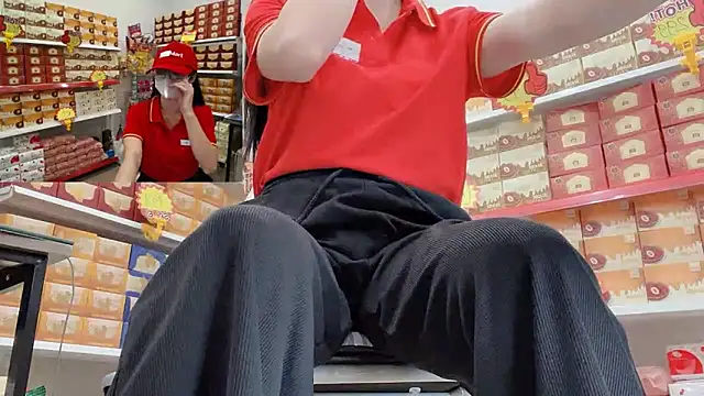 Sayuri_Satou's cam snapshot