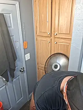 EbonyKing69's cam snapshot