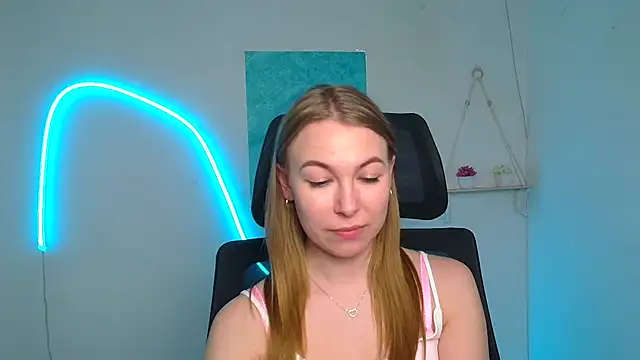 Dana_flowers's cam snapshot