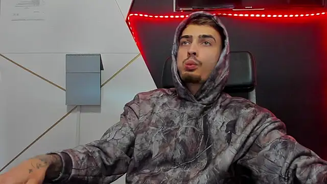 BrandonTate's cam snapshot