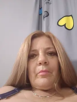 karlaanqui1's cam snapshot