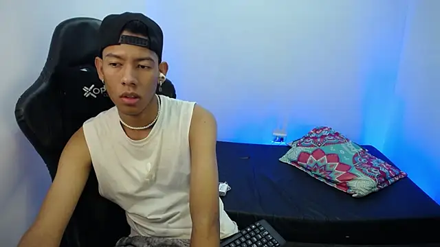 Tupac_D's cam snapshot