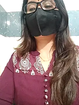 Aishwaryaa_69 live sex cam