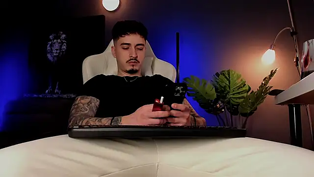 uptomatty live sex cam