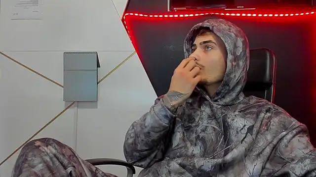 BrandonTate live sex cam