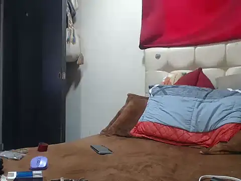 parejaardiendo live sex cam