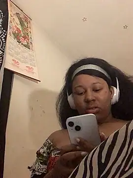 Sexy_ebony_BunNey's cam snapshot