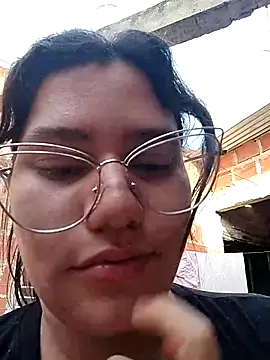 ariana_d20's cam snapshot