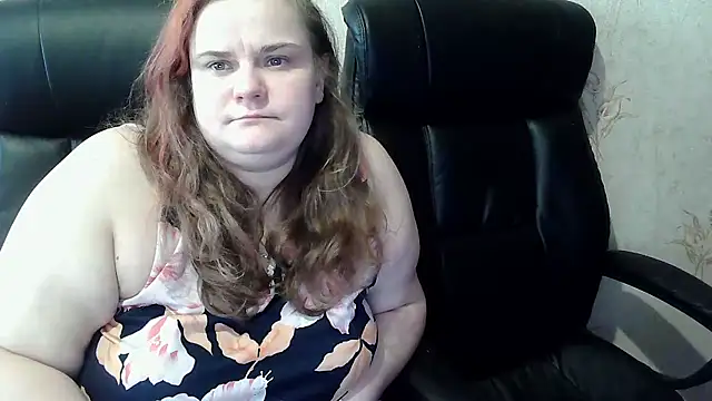 HollyXXXEva's cam snapshot