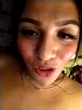 Yourbabyshane live sex cam