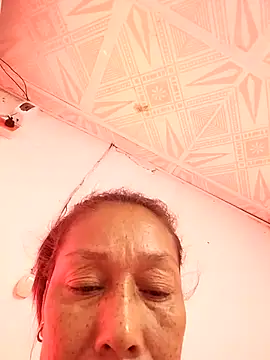 Ruby-Hot-Milf live sex cam