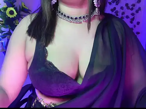 Saira_Hotty's cam snapshot