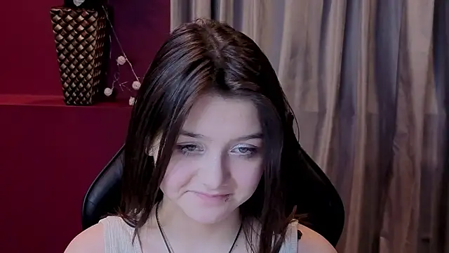 xxxnaughtyfoxyxxx's cam snapshot