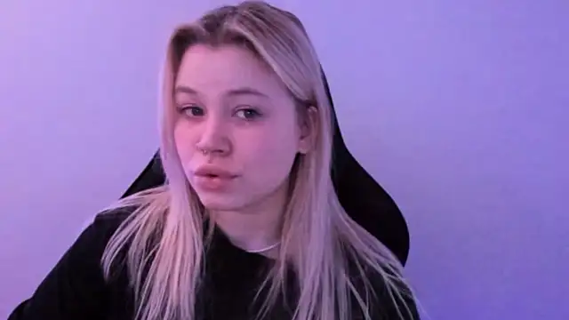 Lulu_Di live sex cam