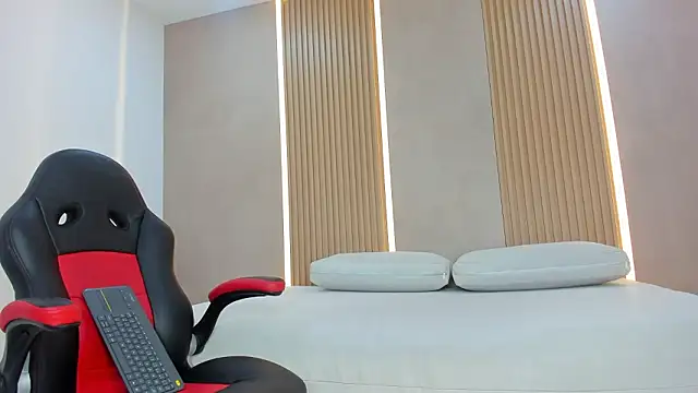 emily_kovac live sex cam