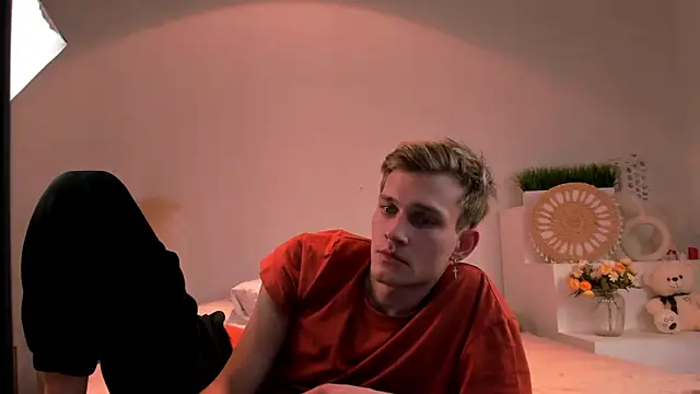 Volan_Starts live sex cam