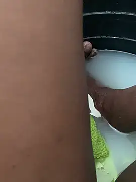 KZNkuku's cam snapshot