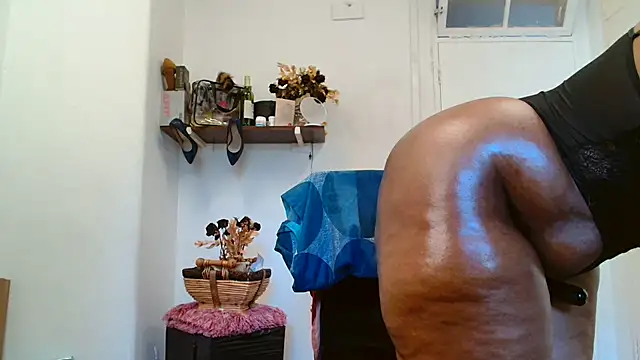 xTALLSEXYBUMx live sex cam