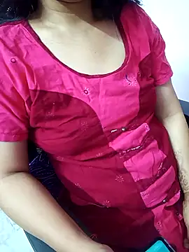 yourtamilgirl's cam snapshot