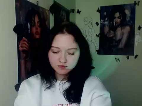 LadyAlice_'s cam snapshot