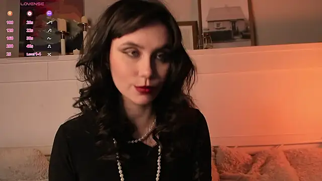 UnaMedison's cam snapshot