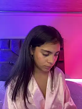 NINA_18_YEARS's cam snapshot