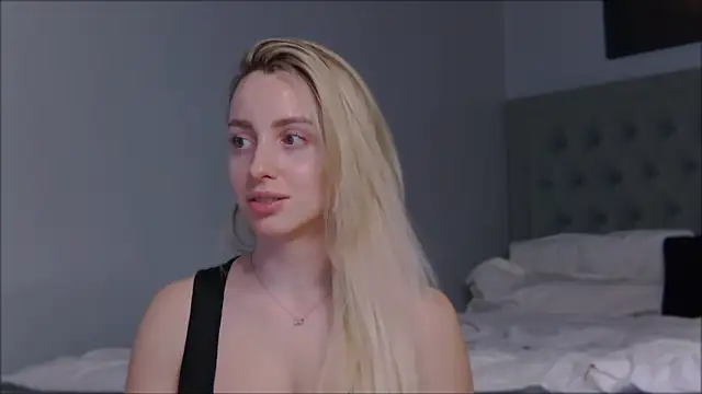 AlexisWhit's cam snapshot