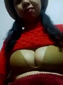 TRIEUTRIEU20 live sex cam