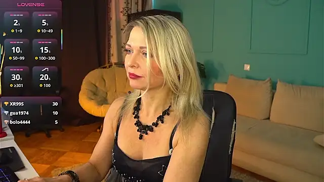 Gloria_Lovely live sex cam