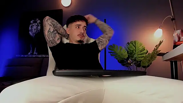 uptomatty live sex cam