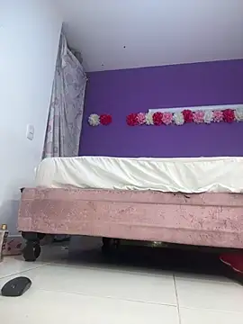 SolanyiVera live sex cam